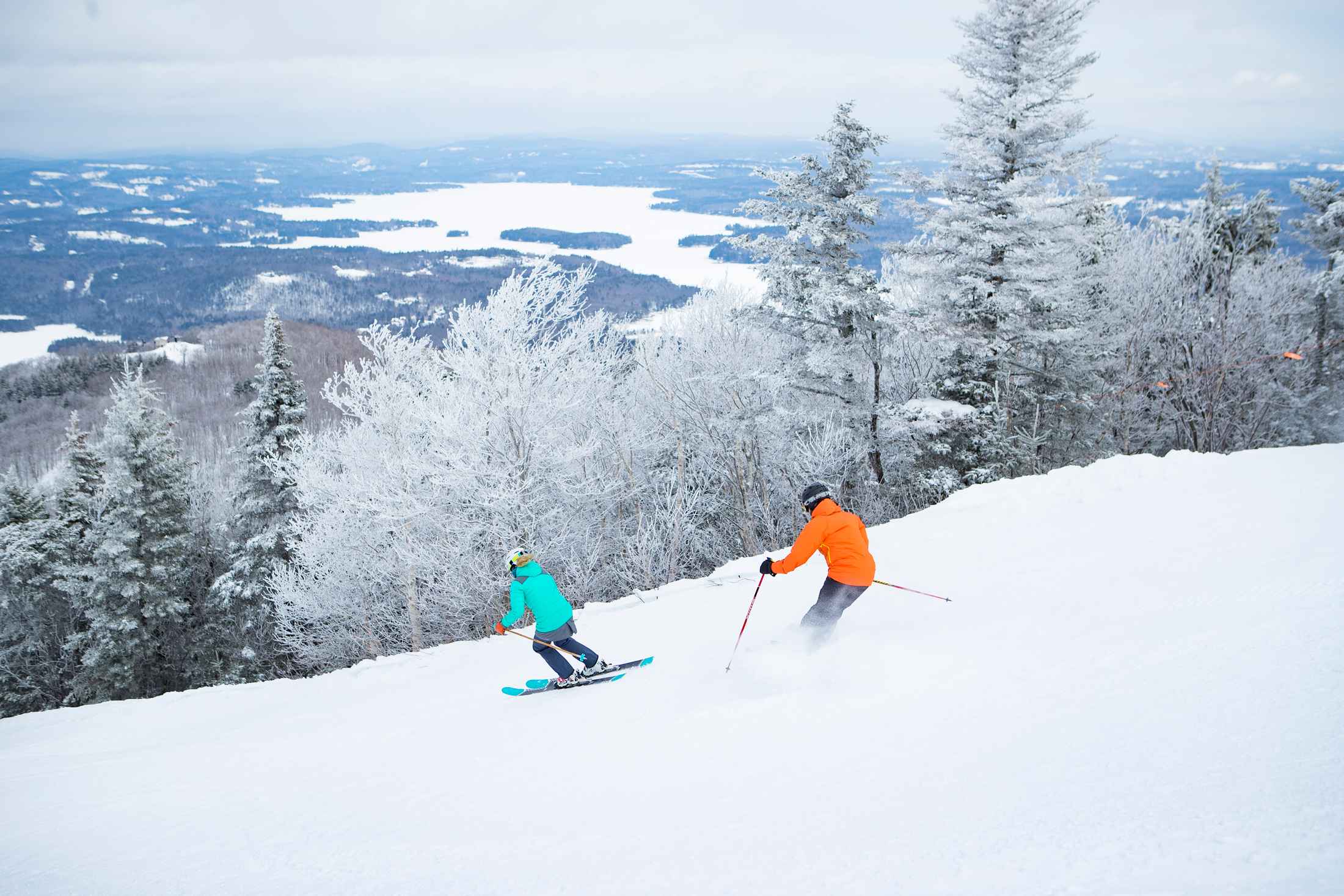 Skiing and Snowboarding at Mount Sunapee Resort